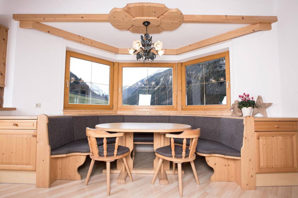 Apart&Chalet Chiara ノイシュティフト・イム・シュトゥーバイタール エクステリア 写真