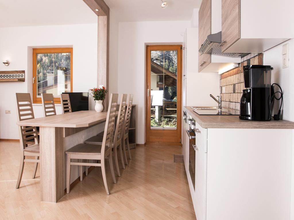 Apart&Chalet Chiara ノイシュティフト・イム・シュトゥーバイタール エクステリア 写真